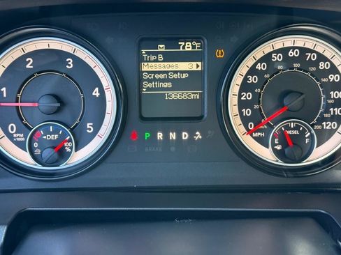 Used 2017 RAM 2500 Tradesman w/ Chrome Appearance Group image 14