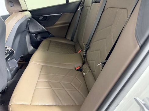 Used 2026 BMW 530i RWD image 26