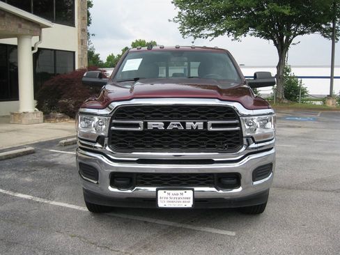 Used 2022 RAM 2500 Tradesman AWD/4WD image 3