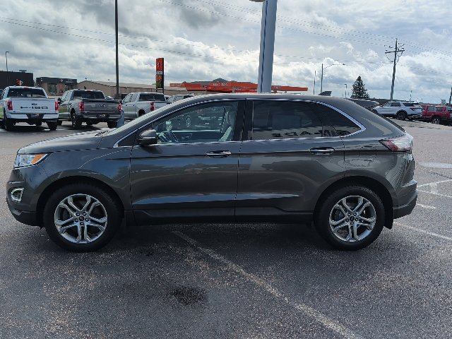 Used 2017 Ford Edge Titanium w/ Canadian Touring Package AWD/4WD image 4