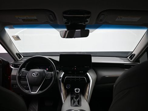 Used 2021 Toyota Venza XLE w/ Softex Package image 30