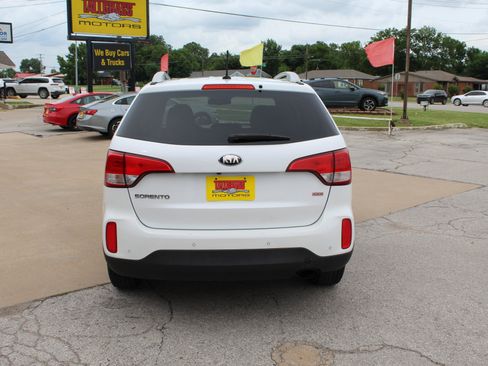 Used 2014 Kia Sorento LX AWD/4WD image 6