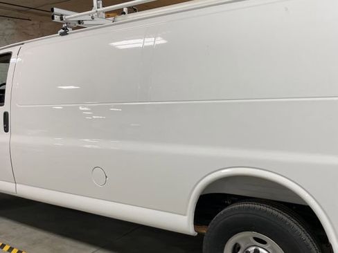 Used 2025 Chevrolet Express 2500 Extended w/ Communications Package image 8