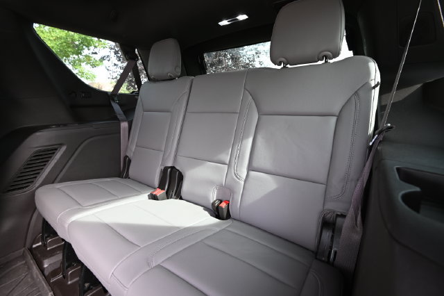 Used 2023 Chevrolet Tahoe Z71 AWD/4WD image 12