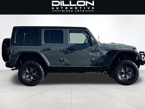 Used 2018 Jeep Wrangler Unlimited Rubicon AWD/4WD image 3