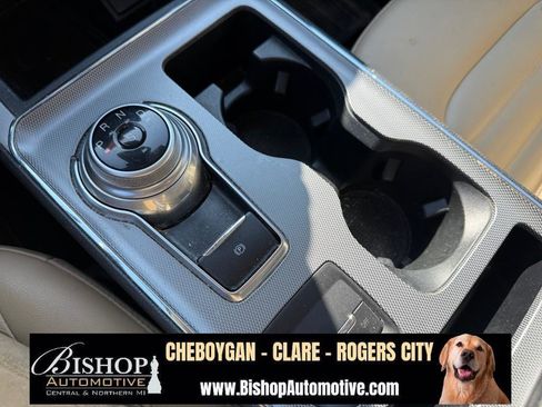 Used 2021 Ford Edge SEL w/ Convenience Package image 25