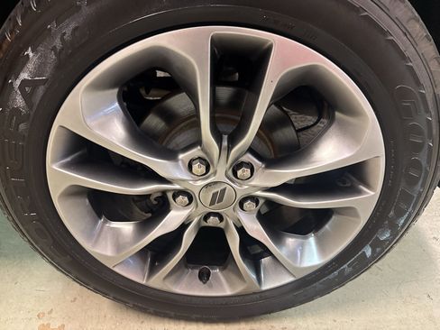 Used 2020 Dodge Durango GT AWD/4WD image 38