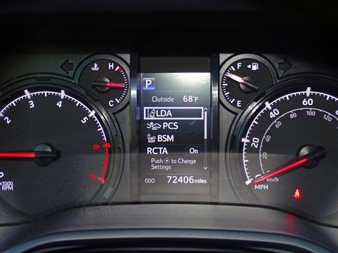 Used 2024 Toyota 4Runner SR5 image 25