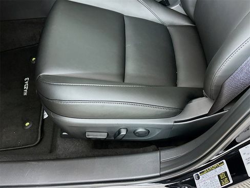 New 2026 MAZDA MAZDA3 2.5 S Sedan w/ Preferred Pkg image 9