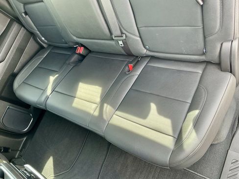 Used 2024 GMC Sierra 1500 SLT w/ SLT Premium Plus Package image 34