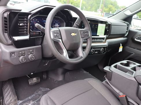 New 2026 Chevrolet Silverado 1500 LT w/ Z71 Off-Road Package AWD/4WD image 6
