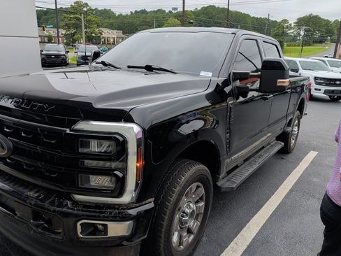 Used 2024 Ford F350 Lariat w/ Lariat Ultimate Package AWD/4WD image 2