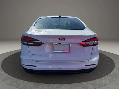 Used 2019 Ford Fusion S image 8