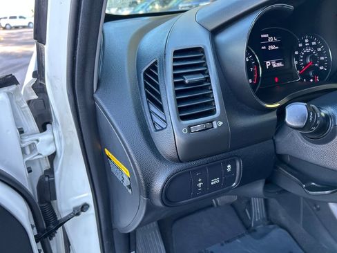 Used 2016 Kia Forte LX image 15