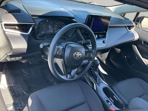 Used 2023 Toyota Corolla LE FWD image 17