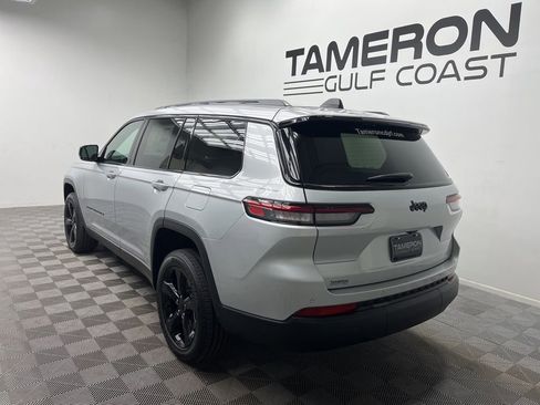 New 2025 Jeep Grand Cherokee L Altitude RWD image 3