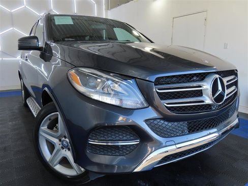 Used 2016 Mercedes-Benz GLE 350 4MATIC w/ Premium Package image 3
