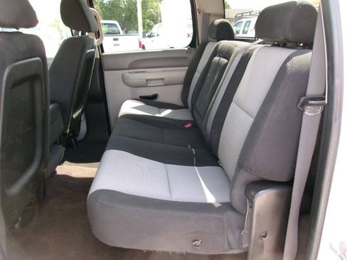 Used 2008 Chevrolet Silverado 2500 W/T AWD/4WD image 13