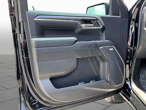 Used 2024 Chevrolet Silverado 1500 LTZ AWD/4WD image 22