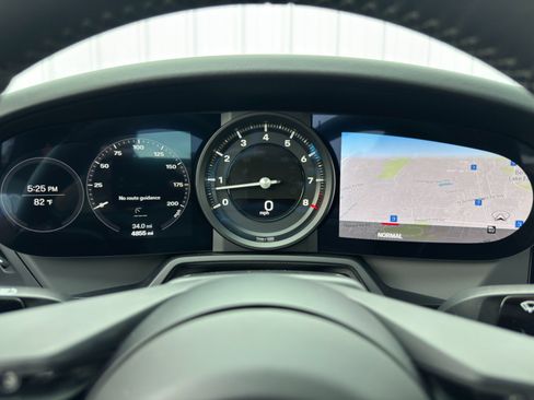 Used 2024 Porsche 911 Carrera T image 23