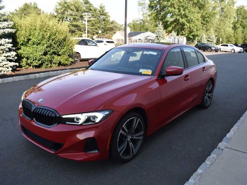 Used 2023 BMW 330i xDrive Sedan w/ Premium Package AWD/4WD image 3