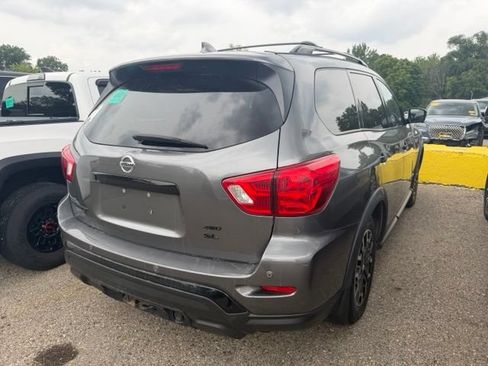 Used 2020 Nissan Pathfinder SL AWD/4WD image 4