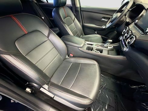 Used 2023 Nissan Sentra SR w/ SR Premium Package FWD image 15