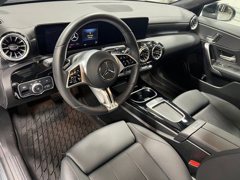 Used 2025 Mercedes-Benz CLA 250 4MATIC image 21