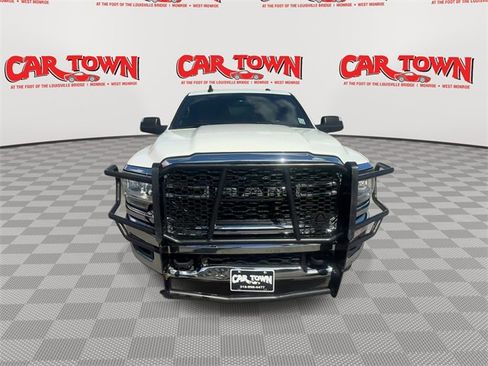 Used 2022 RAM 2500 Tradesman w/ Chrome Appearance Group image 3