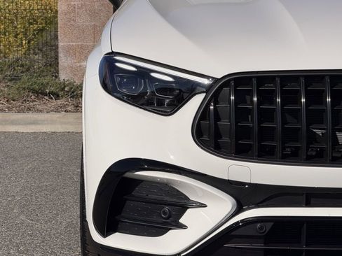 New 2026 Mercedes-Benz GLC 43 AMG 4MATIC image 7