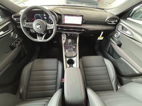 Used 2024 Dodge Hornet GT image 34