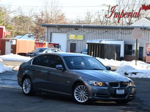 Used 2011 BMW 335i xDrive Sedan image 1