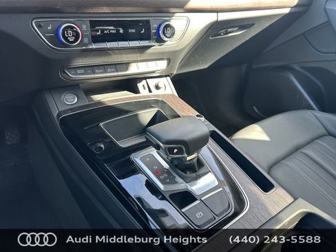 Used 2023 Audi Q5 2.0T Premium w/ Convenience Package AWD/4WD image 36