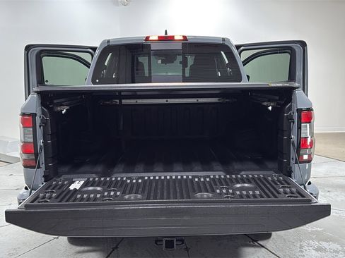 Used 2023 Nissan Frontier Pro-X w/ Pro Convenience Package image 16