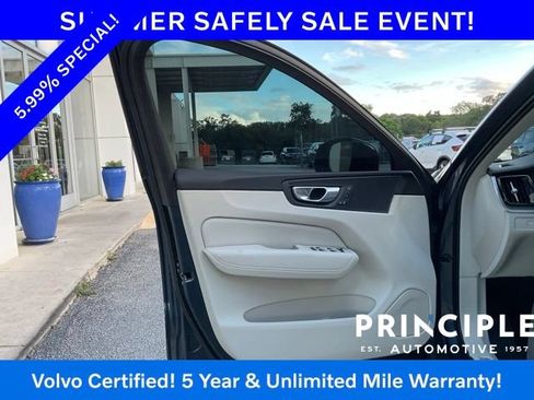 Certified 2024 Volvo XC60 B5 Core AWD/4WD image 13