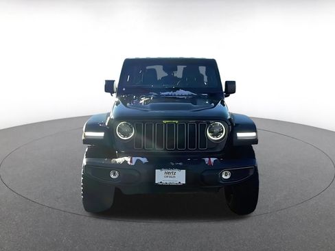 Used 2025 Jeep Wrangler Unlimited Rubicon image 9