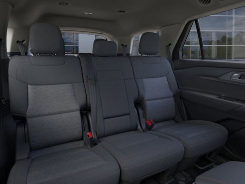 New 2025 Ford Explorer Active image 11