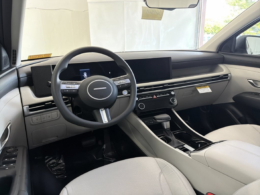 Used 2026 Hyundai Tucson SEL Plus FWD image 18