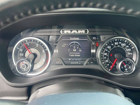 Used 2022 RAM 3500 Laramie AWD/4WD image 21
