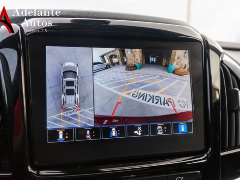 Used 2022 Chevrolet Traverse Premier image 21