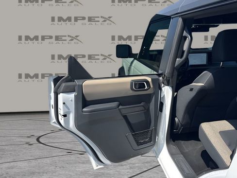Used 2025 Ford Bronco Big Bend AWD/4WD image 24