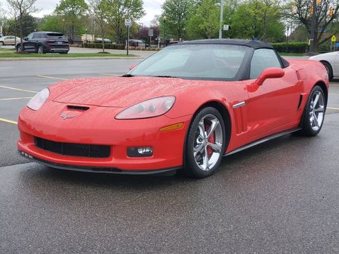 Used 2012 Chevrolet Corvette Grand Sport w/ 3LT Preferred Equipment Group RWD image 2