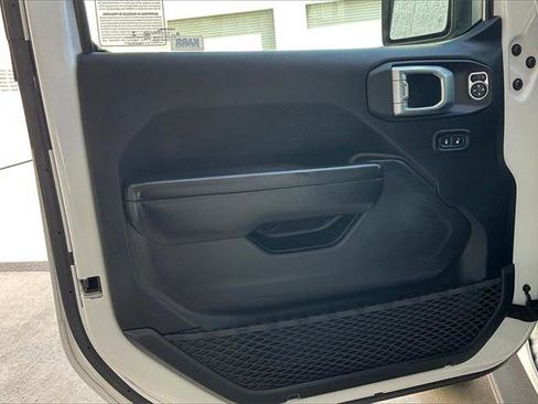 Certified 2021 Jeep Wrangler Unlimited Rubicon image 22