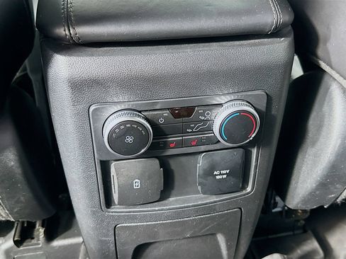 Used 2023 Ford Explorer Platinum w/ Technology Package AWD/4WD image 26