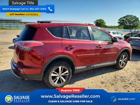 Used 2018 Toyota RAV4 XLE AWD/4WD image 4