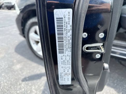 Used 2016 RAM 1500 Express w/ Popular Equipment Group AWD/4WD image 26