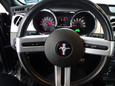 Used 2006 Ford Mustang GT Premium image 8