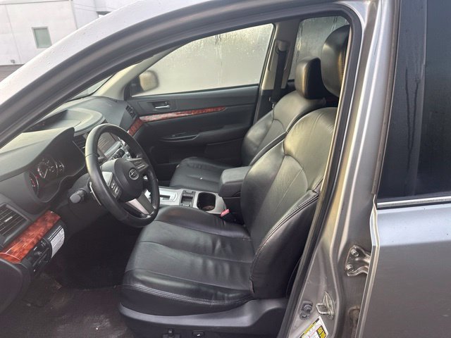 Used 2011 Subaru Outback 2.5i Limited AWD/4WD image 11