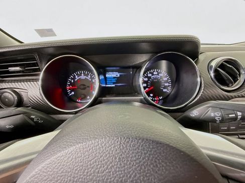 Used 2017 Ford Mustang Coupe RWD image 14
