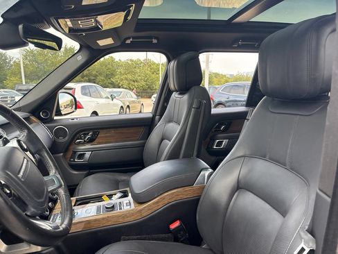 Used 2019 Land Rover Range Rover Supercharged AWD/4WD image 19